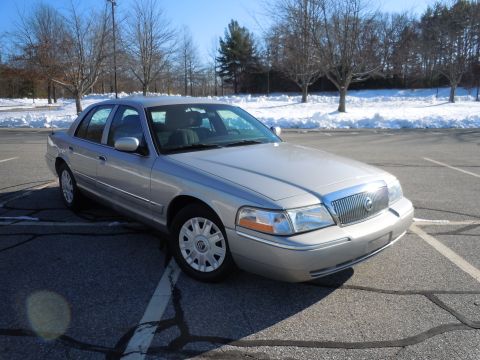 2001 Ford Crown Victoria