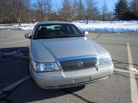 2001 Ford Crown Victoria