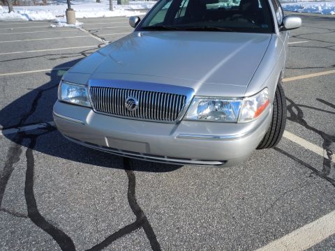 2001 Ford Crown Victoria