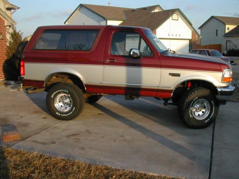 1996 Ford Bronco - Lift is finished!!