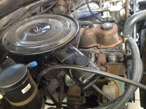 1986 Ford Bronco - After the operation. I should paint the valve cover.
