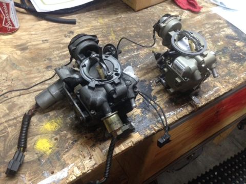 1986 Ford Bronco - Feedback carb on the left, user-friendly carb on the right.