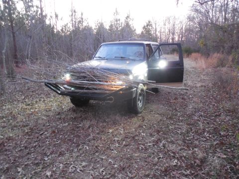 1983 Ford Bronco - Yeah, the fold-down grille guard works. And it's at least as strong as I had hoped. UPDATE: Turns out, it's a helluvalot stronger... [url=h…