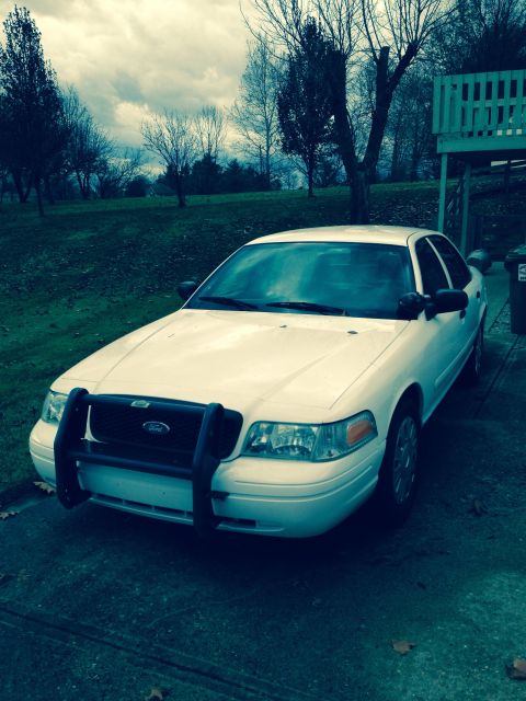 2007 Ford Crown Victoria photo