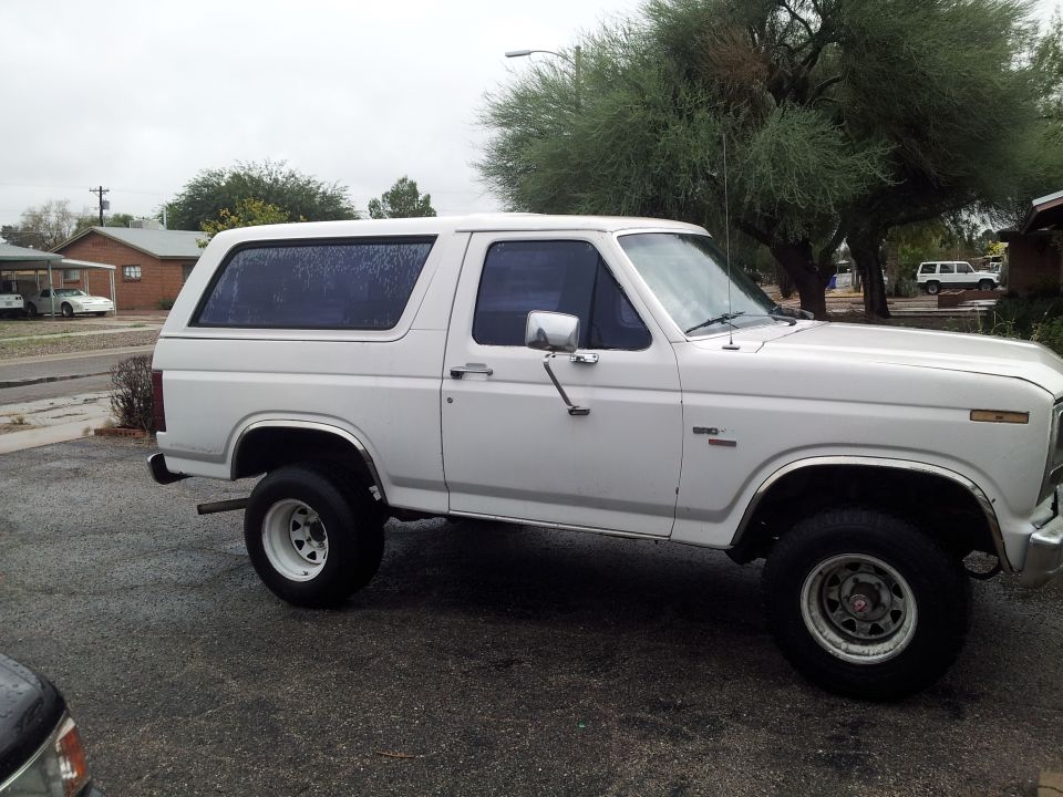 1986 Ford Bronco “Donkey”