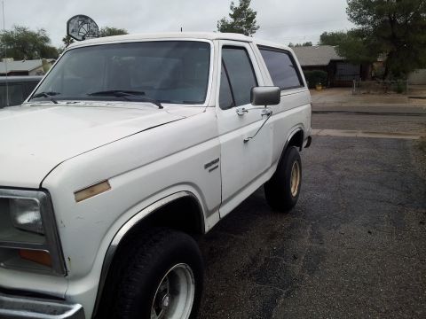 1986 Ford Bronco photo