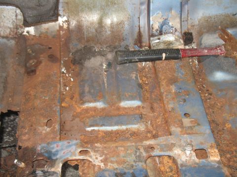 1972 Ford Ranchero - The floor pan of this vehicle is heavily rusted and shows signs of significant deterioration.