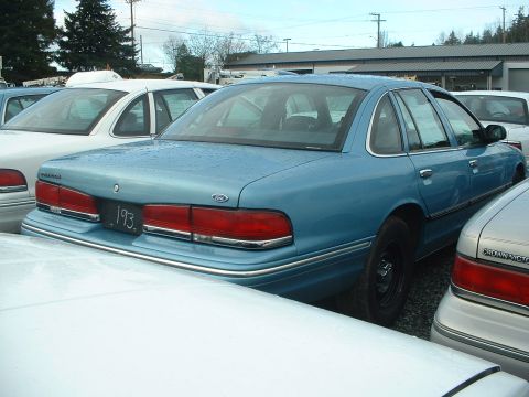 1999 Ford Crown Victoria - Same car.