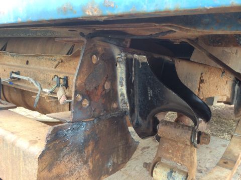 1979 Ford Bronco - New hanger installed. Had to cut top off so not to hit stuff. I did not do the hitch!! It will come off