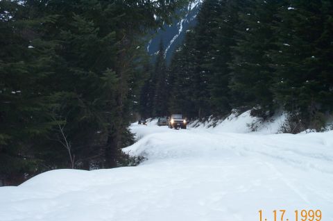 1995 Ford Bronco - I think the rig with the most ground clearance is soon to win this battle
