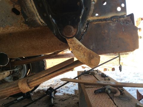 1979 Ford Bronco - Rear shackle angle under weight. I welded the hanger to the hitch. Bad idea because that pile is coming out!