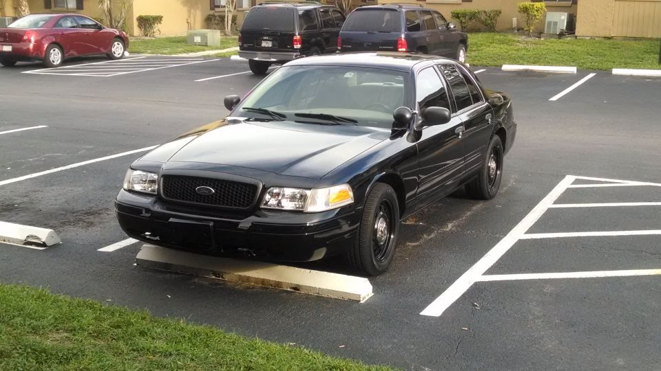 2006 Ford Crown Victoria “black beauty”