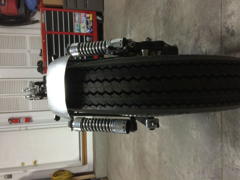 1975 Shovelhead swingarm strutless rear fender mounts