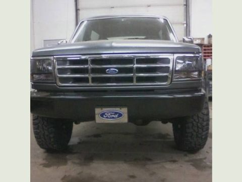 1992 Ford Bronco photo