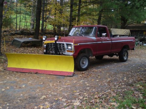 1979 Ford Bronco - This 1979 Ford Bronco is equipped with a snow plow for winter use.