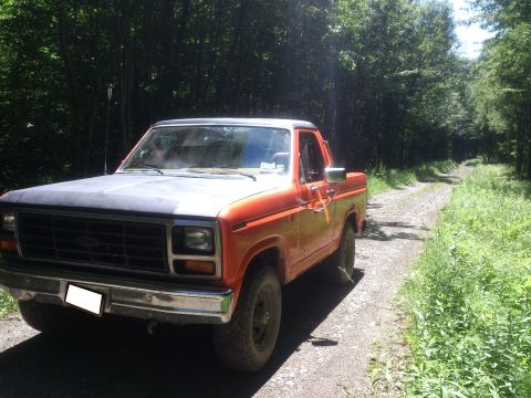 1986 Ford Bronco photo