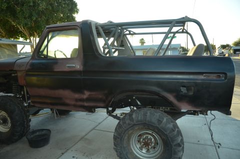 1979 Ford Bronco - Ford Bronco body with a custom roll cage, in the process of restoration.