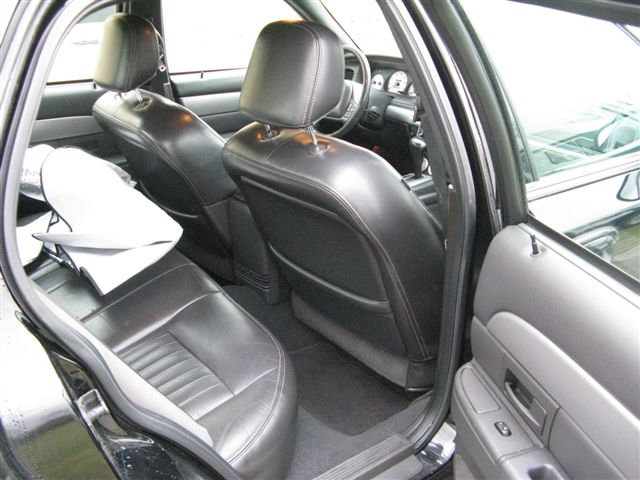 Interior rear seats of a 2003 Mercury Marauder
