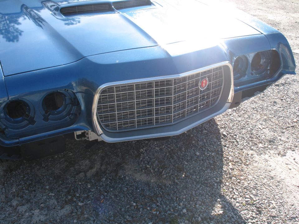 1972 Ford Ranchero grille and hood scoop