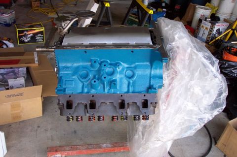 1968 Ford F-100 - Here's the bottom end with the FMS windage tray in place.