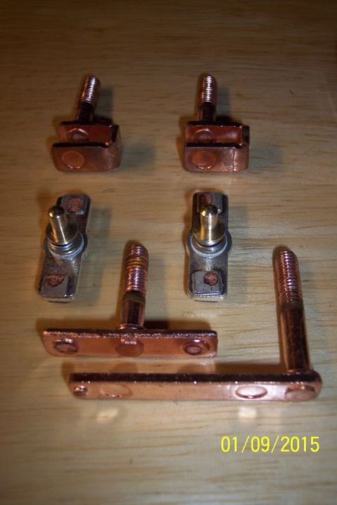 1973 Ford F-250 - Several copper electrical connectors are laid out on a wooden surface. A date stamp reads "01/09/2015".