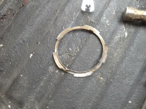 1996 Ford Bronco - Gas tank ring removed. It is important to keep the area around the pump clean and free of dirt