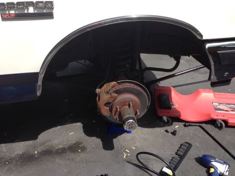 1989 Ford Bronco - Good time to inspect brakes and rotors. Those are the next upgrades.
