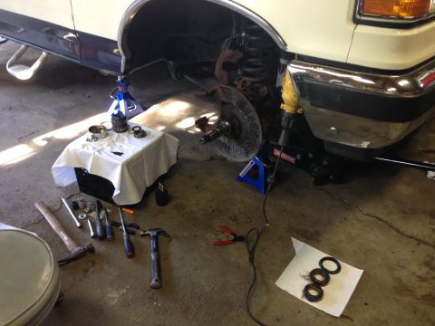 1989 Ford Bronco - I kept the old seal and bearings in order just in case I got confused.