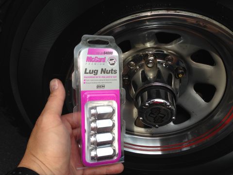 1989 Ford Bronco - Easy fix. Solid lug nuts. Notice how they only come 4 in a pack. Do the math guys. Make sure you get enough for all the wheels!