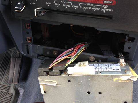 1989 Ford Bronco - Closeup of the wiring harnesses and antenna wire.