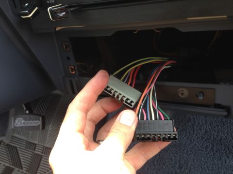 1989 Ford Bronco - Reference pic for me for when I wire up the new harnesses.