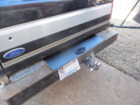 1983 Ford Bronco - I decided this new bumper lid had developed enough "patina", so I sanded the rust layer off & then rattle-canned it.