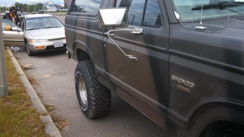 1982 Ford Bronco photo