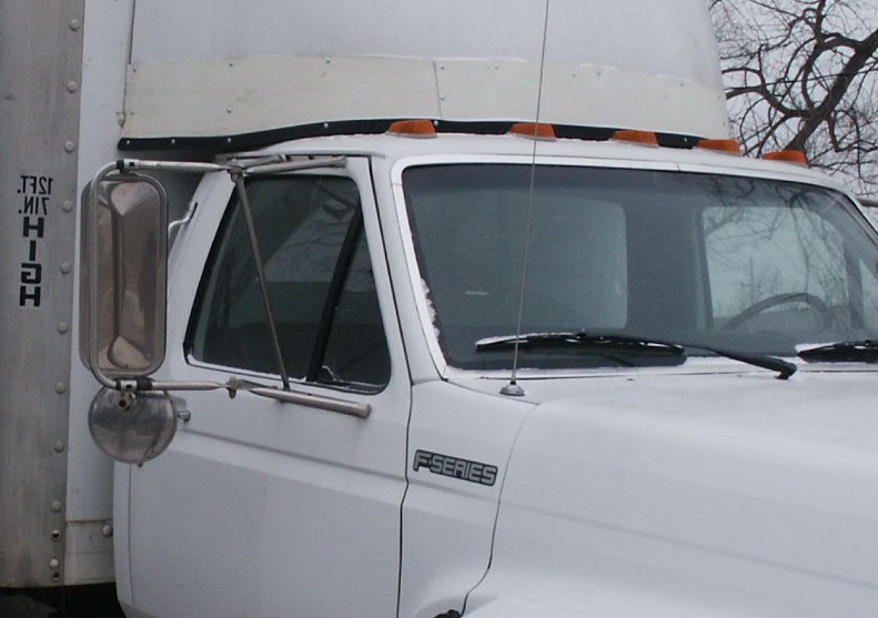 1999 Ford F-800 in 2015