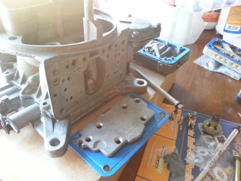 1981 Ford Bronco - Removing the metering plate and storing it away for later.