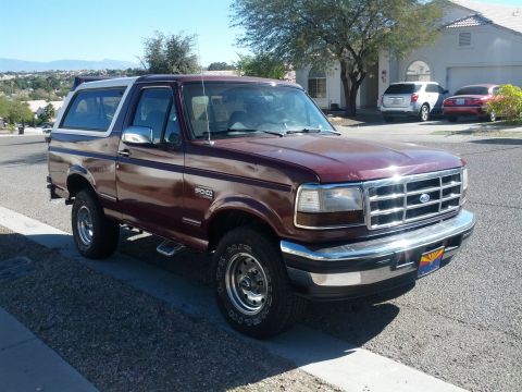 1996 Ford Bronco photo