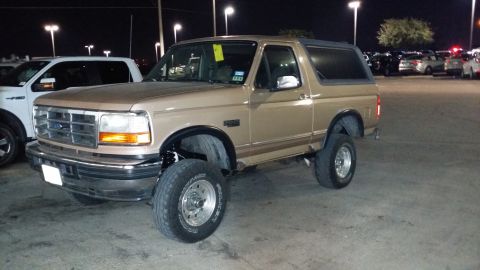 1996 Ford Bronco photo
