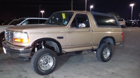 1996 Ford Bronco photo