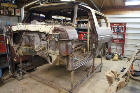 1979 Ford Bronco - Body on our dolly.