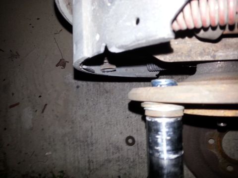 1992 Ford Bronco - hitting it with my impact gun.