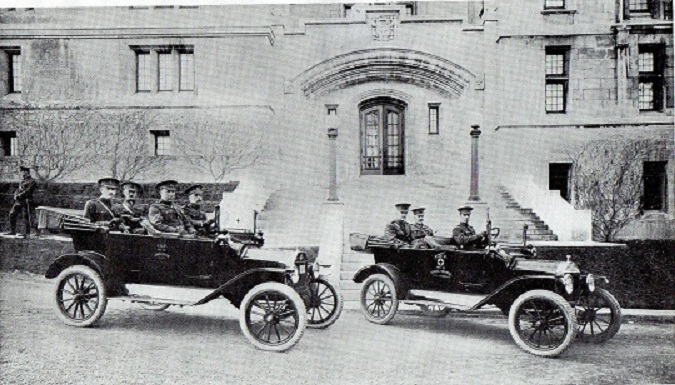 1915 Ford Model T touring cars with military men