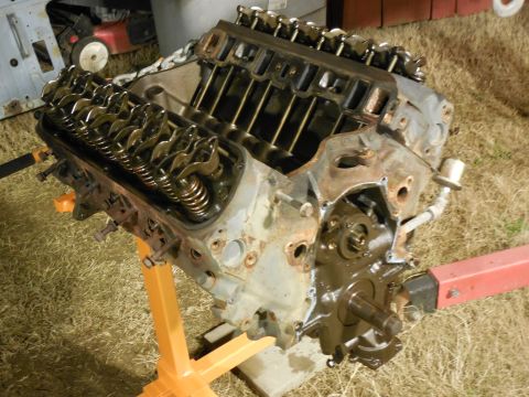 1993 Ford Bronco - Thankfully, there was no sign of sludge having flaked off the original intake. The timing chain was still VERY tight, but I'm not putting i…