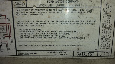 1991 Ford F-250 - This sticker provides important engine information for a 1991 heavy-duty vehicle.