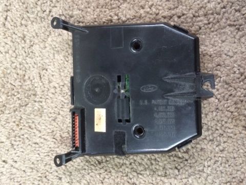 1993 Ford Bronco - This Ford electronic control module has patent numbers stamped on its black casing.