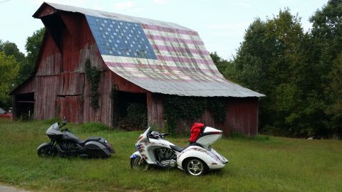 2014 Victory Touring Cruiser photo