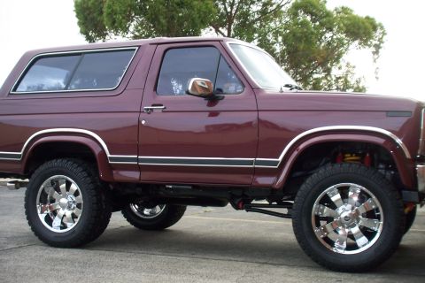 1985 Ford Bronco photo
