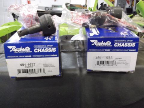 1999 Mercury Grand Marquis - Two Raybestos chassis parts are shown, identified by part numbers 401-1633 and 481-1633.