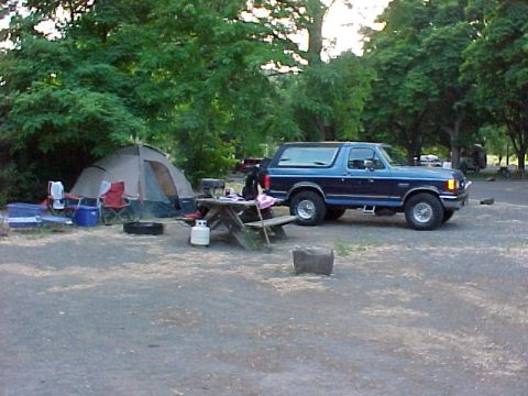 1991 Ford Bronco - Camping at Sun Lakes - eastern Washington