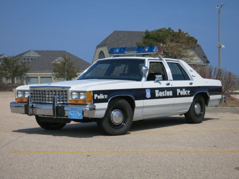 1991 Ford LTD Crown Victoria - Boston Police patrol car, a 1991 Ford Crown Victoria, parked on asphalt.