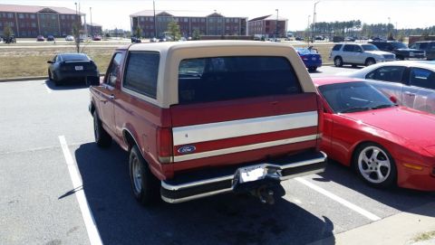 1989 Ford Bronco photo